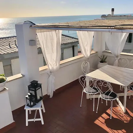 Vakantiehuis La Terrazza Sul Mare Santa Marinella